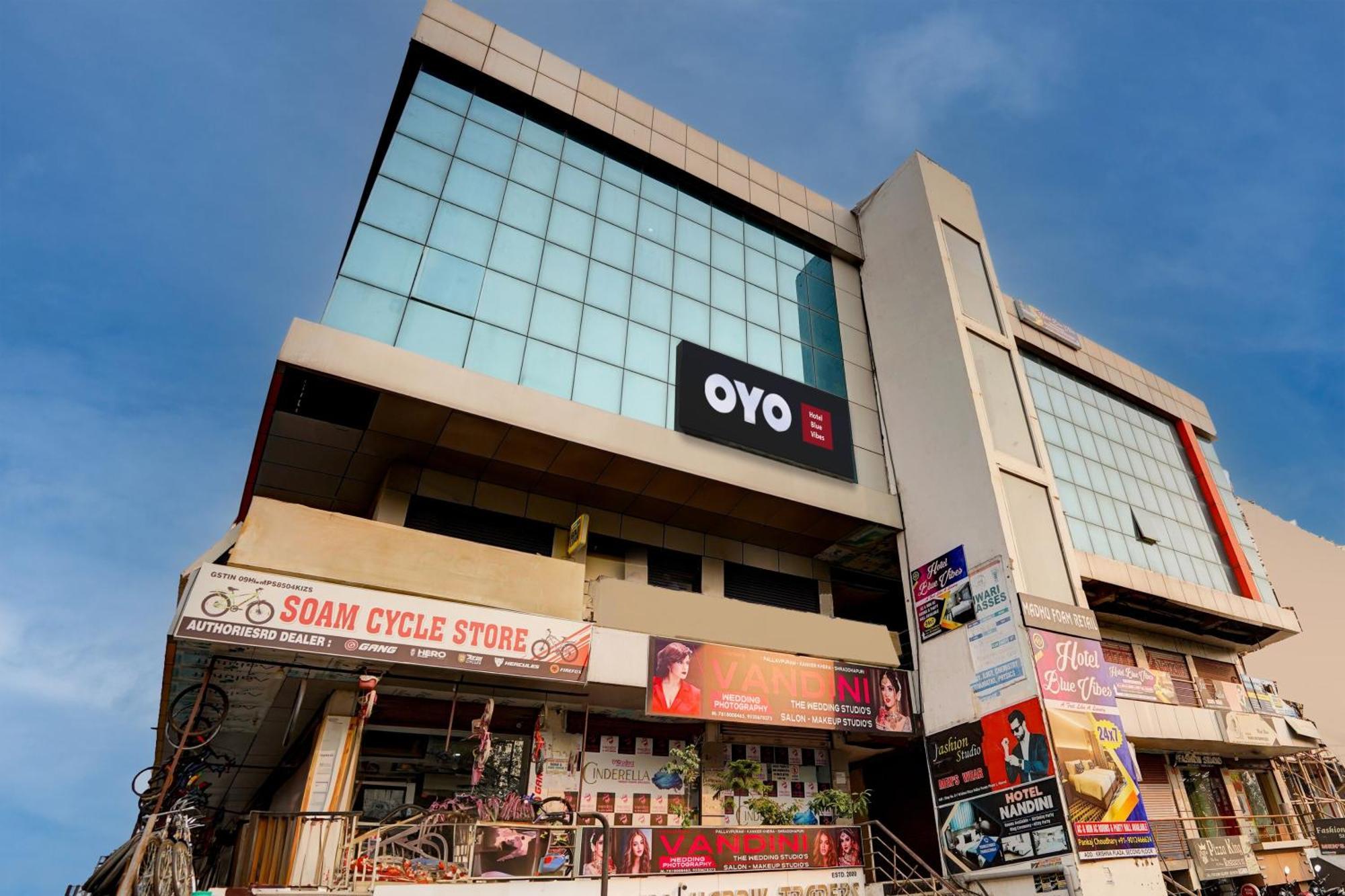Hotel O Blue Vibes Meerut Buitenkant foto